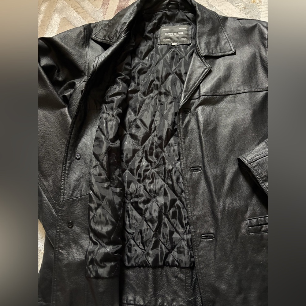 Men's Leather Jacket - Picture 4 of 6